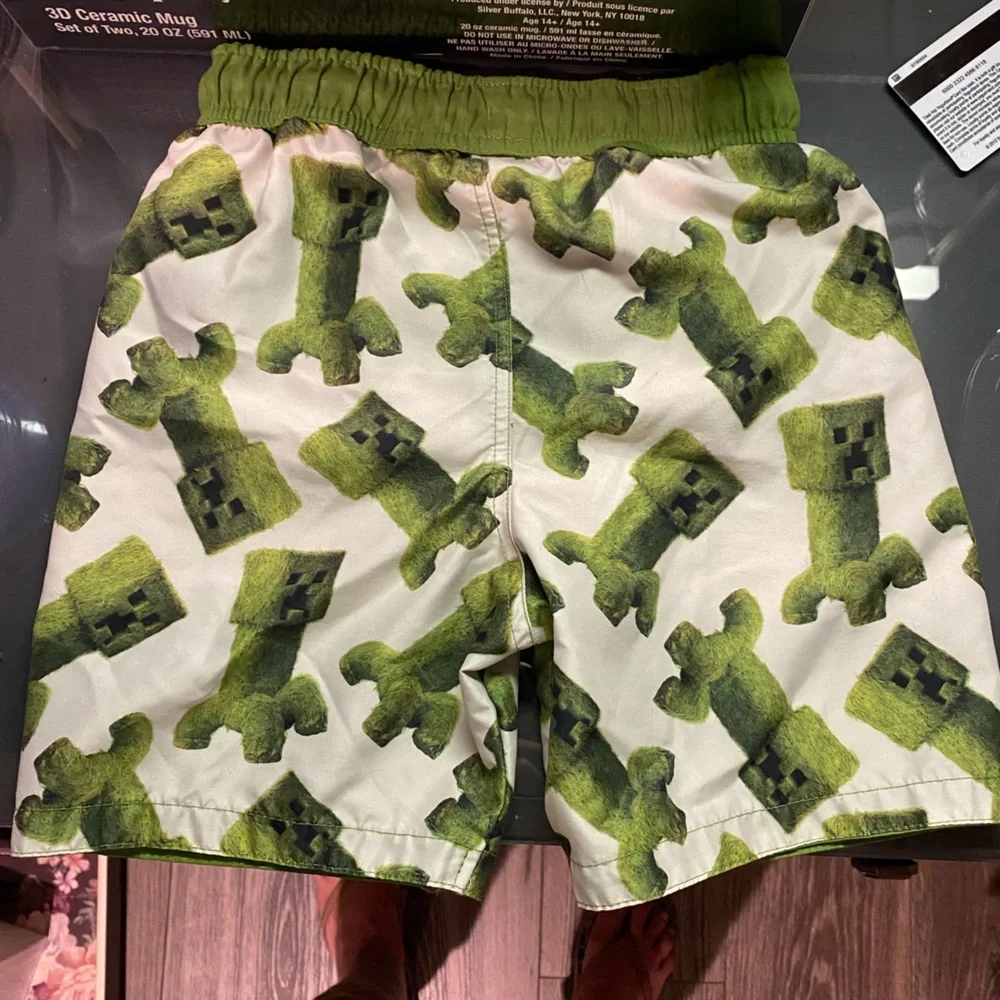 Boys' Minecraft Movie Art Swim Shorts - White/Green M: UPF 50+ Microfiber Board